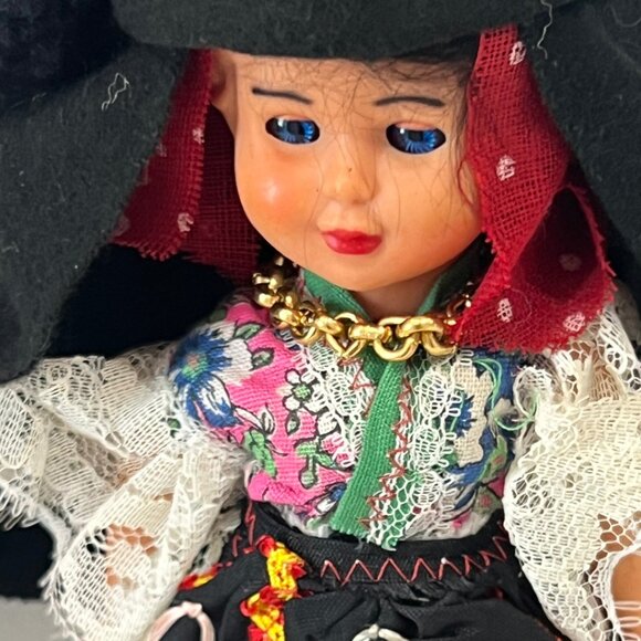Vintage 1950's Italian 8" Sleepy Eyes Sardinian Souvenir Girl Doll Italy Pom Hat - Picture 5 of 11
